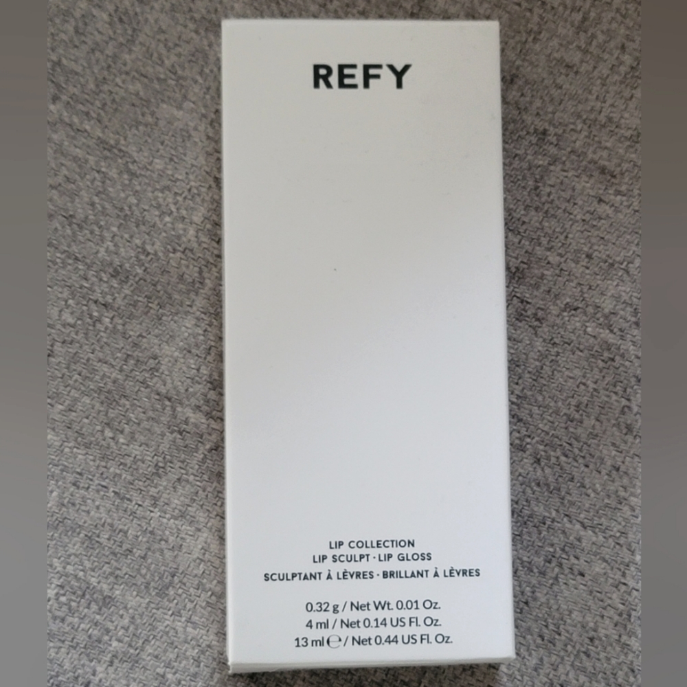 REFY Lip Collection Lip Sculpt and Lipgloss